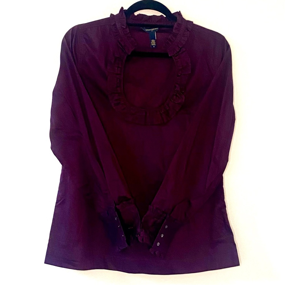 Preowned Banana Republic women’s blouse medium